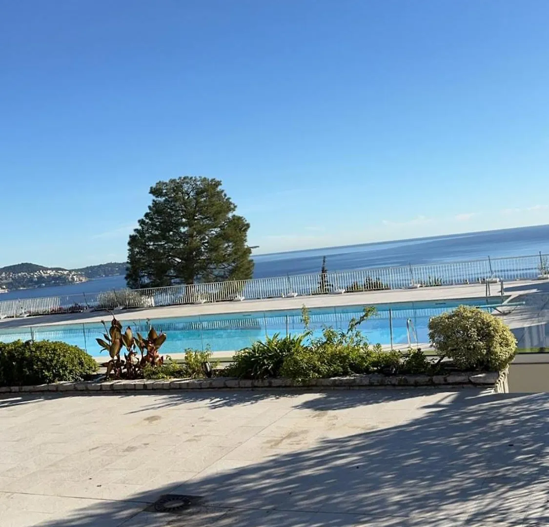 Bed and Breakfast Mirazur Nice Bed & Breakfast